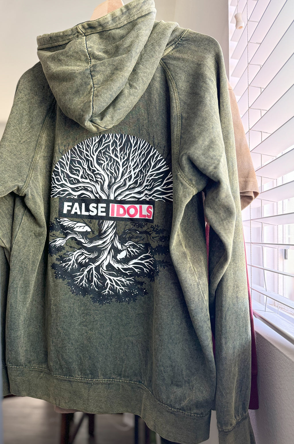 Vintage 0live Sweater