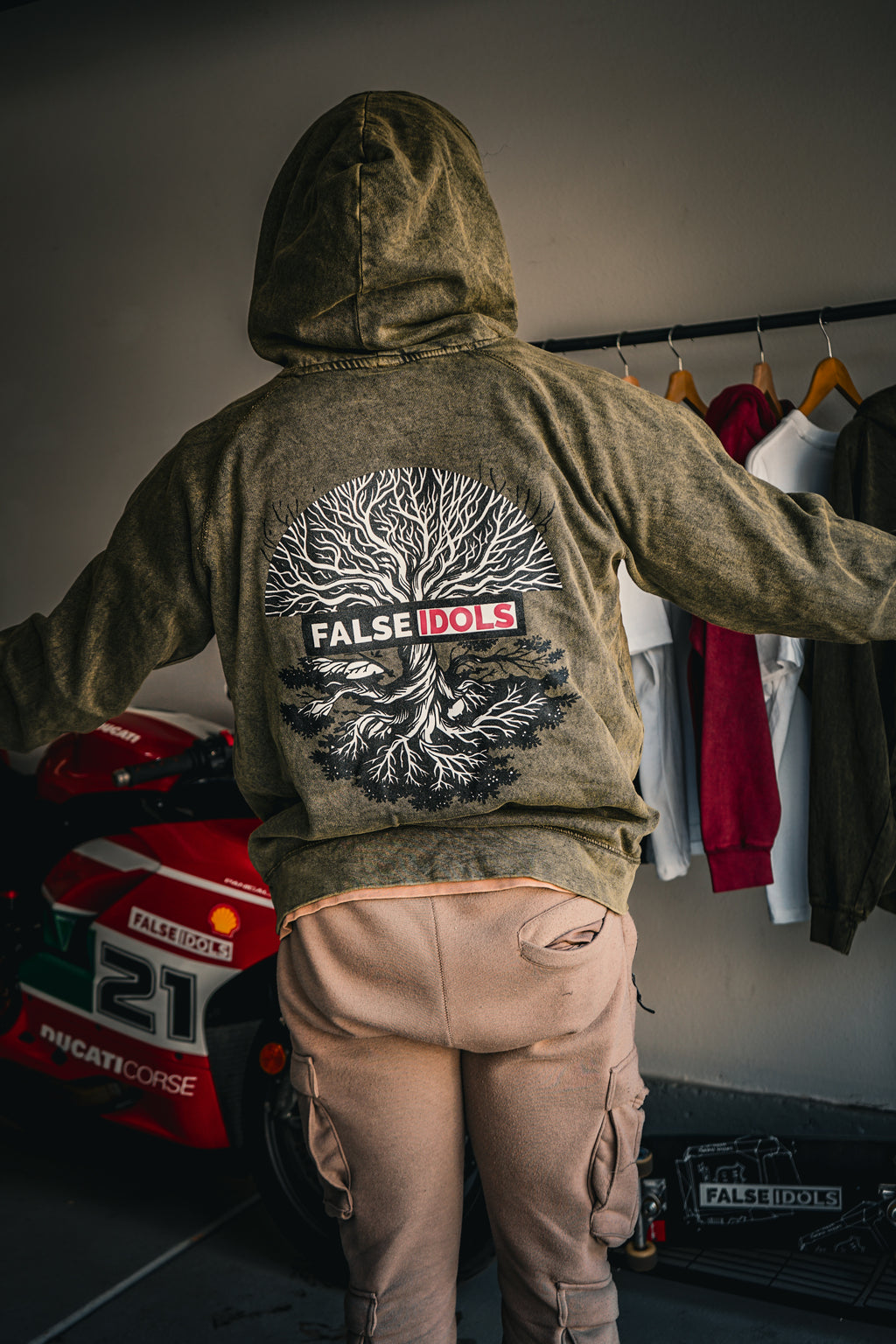 Vintage 0live Sweater